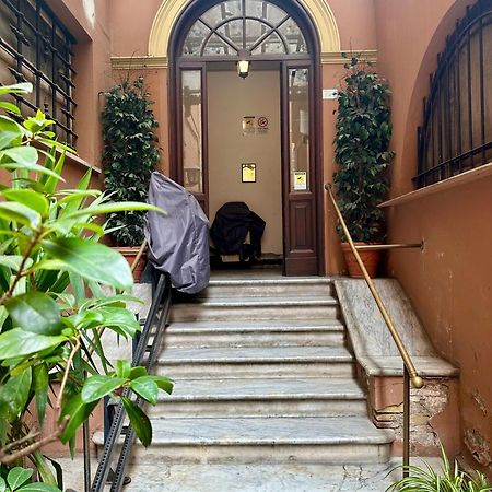 فندق أجنحة ناسيونال بالاس روما المظهر الخارجي الصورة